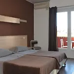 Le Terminus Отель 2*