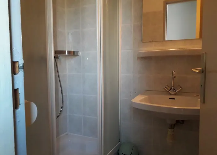 Le Terminus Hotel 2*