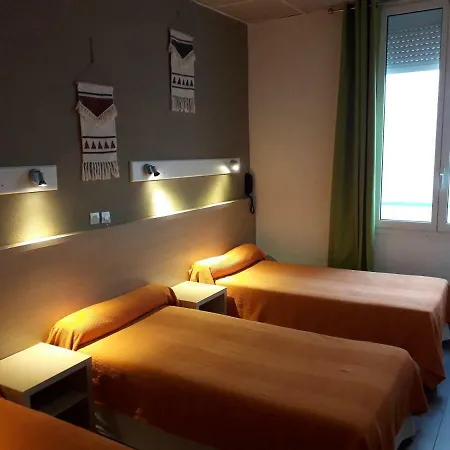 Отель Le Terminus 2*