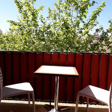 Le Terminus Отель