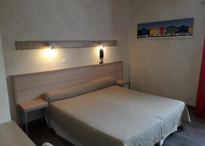 Hotell Le Terminus Le Lavandou