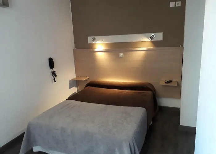 Hotell Le Terminus Le Lavandou