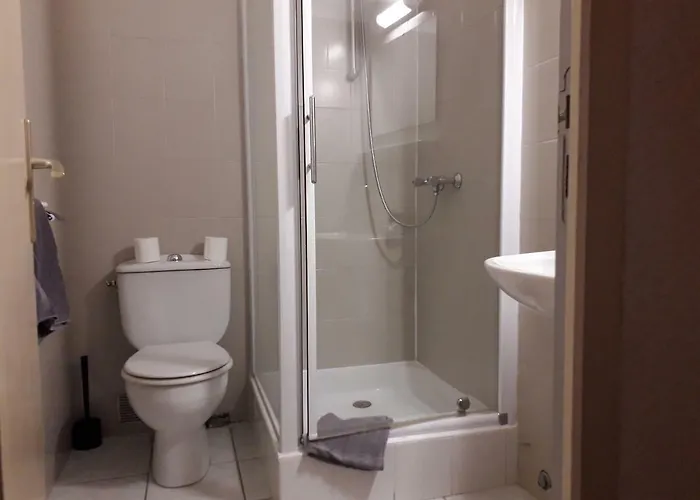 Le Terminus 2* لو لا فاندو